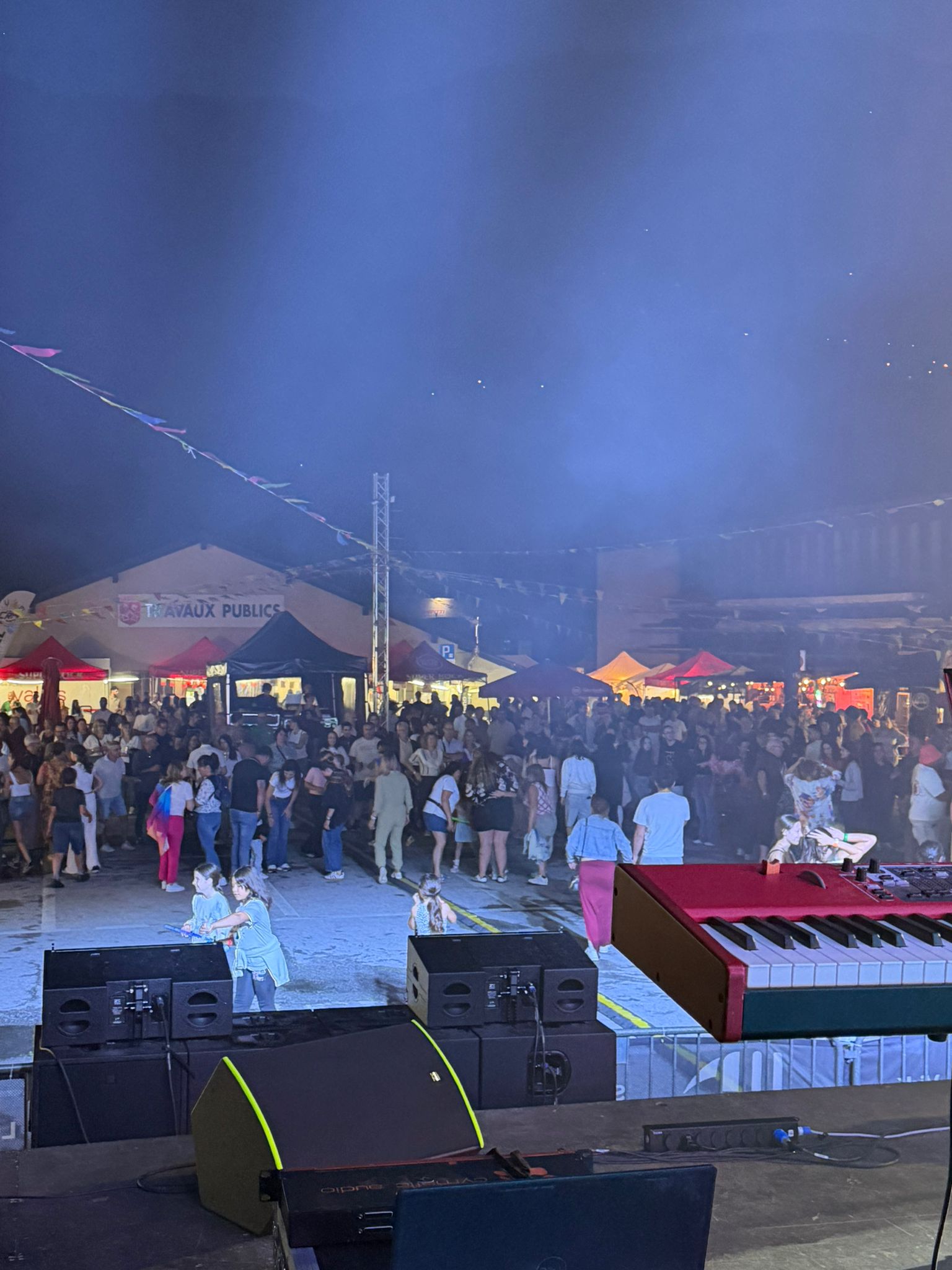PROSTAGE Stunning Professional Stage Lighting Systems